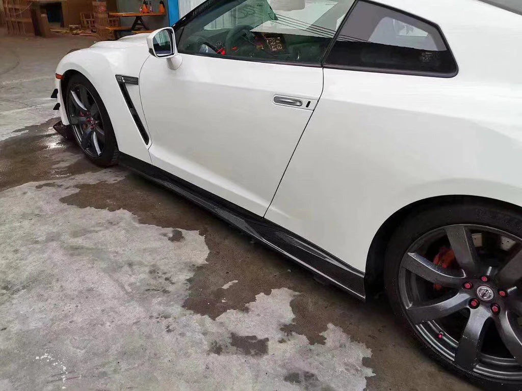 Nissan GTR R35 TS-Style carbon fibre side skirts