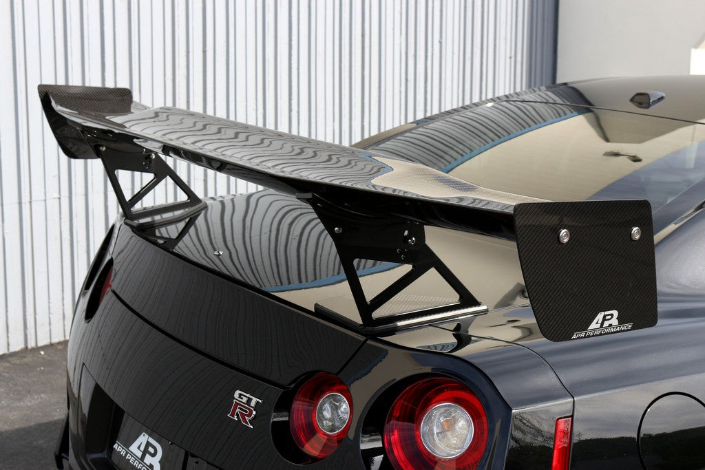 Nissan GTR R35 APR-Style 71 spec carbon rear wing