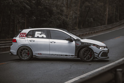 VW Golf GTI / R Mk8 carbon fibre vented fenders – view 2