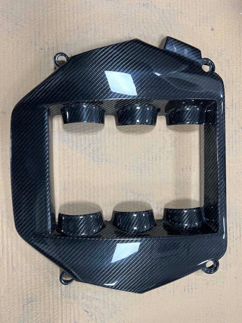 Nissan GTR R35 carbon fibre engine cover – view 4